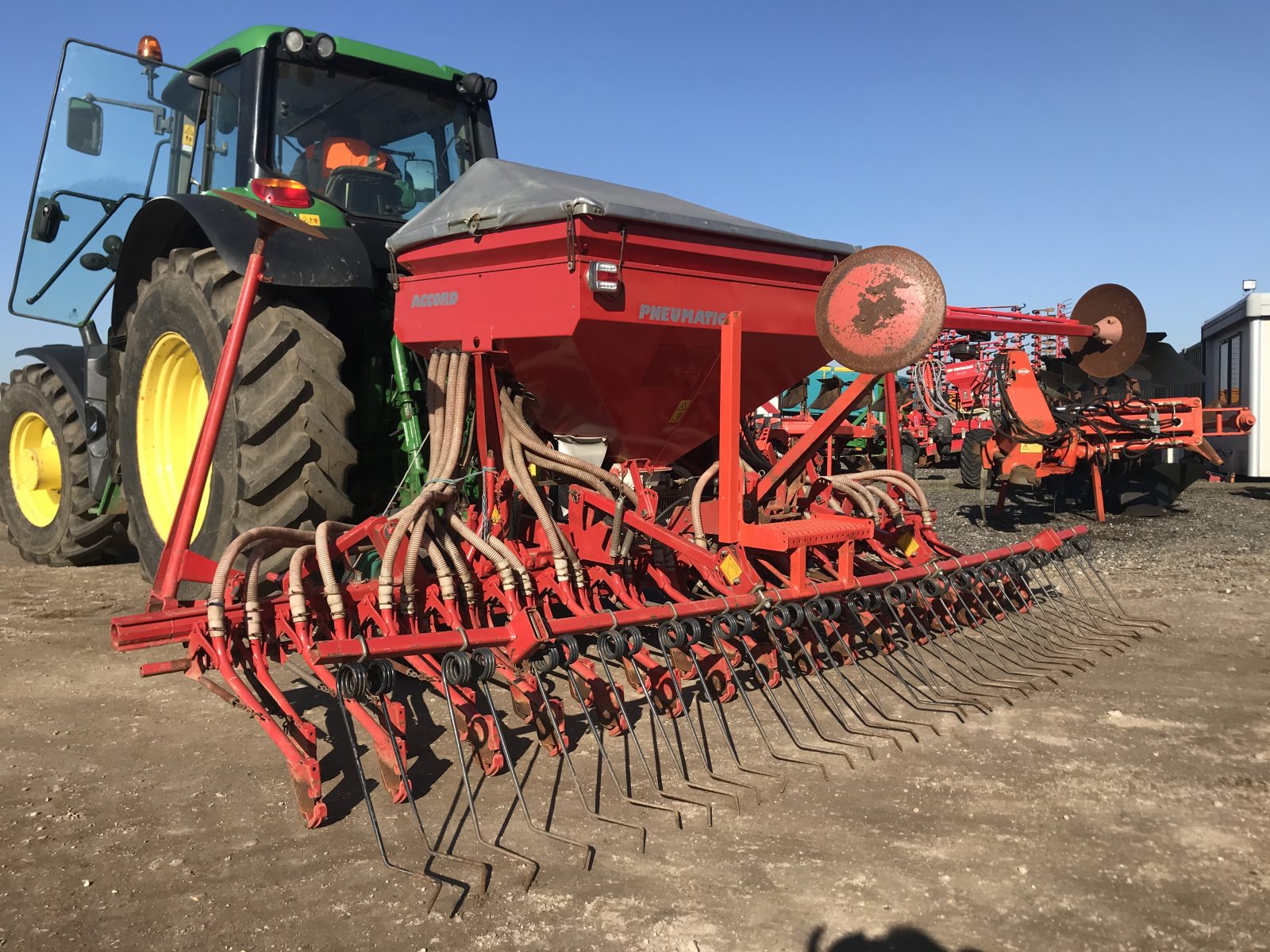 For sale Accord DL 4m air seeder. Boccasion