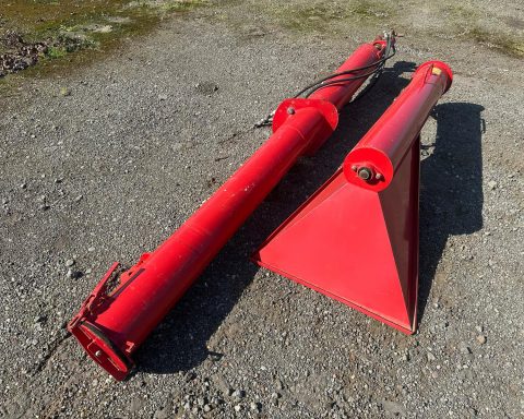 Horsch drill filling auger