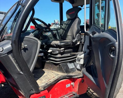 Manitou MLT 737-130 PS+ Telehandler