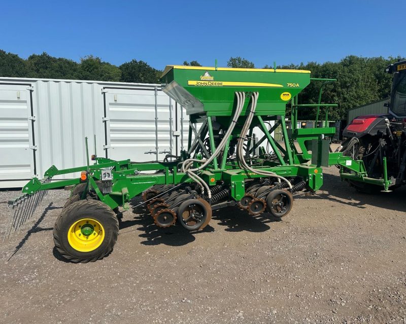 John Deere 750A 3m no till drill