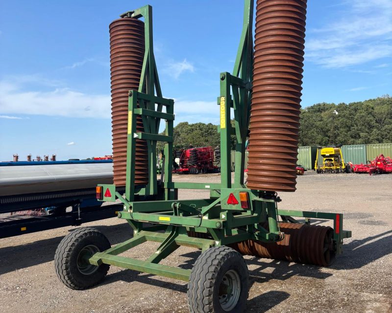 Cousins 8.23m Hyd Fold Rolls