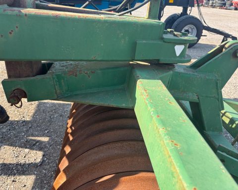 Cousins 8.23m Hyd Fold Rolls
