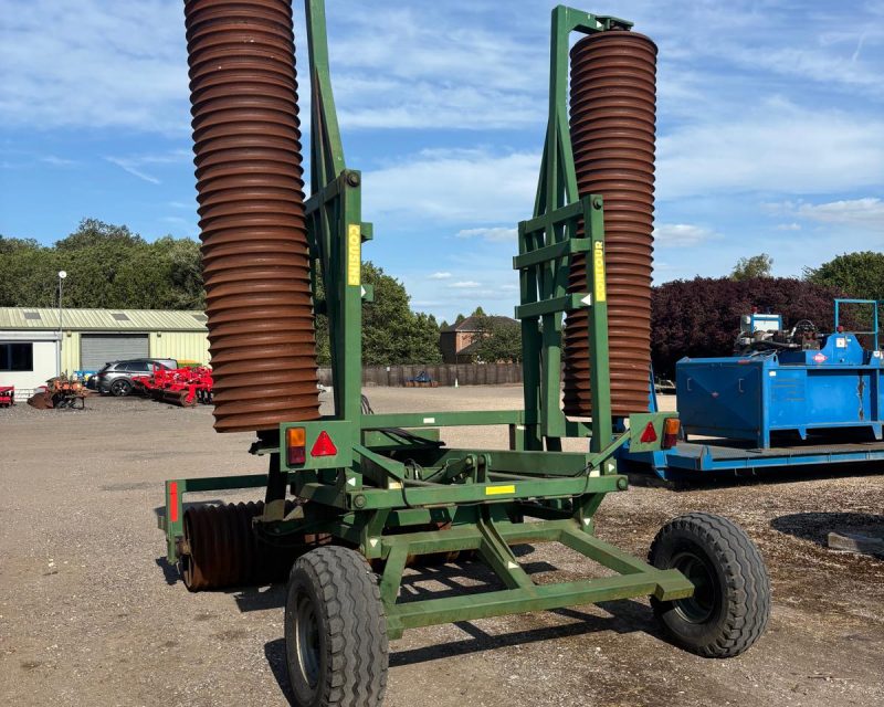 Cousins 8.23m Hyd Fold Rolls
