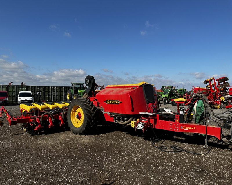 Vaderstad Tempo TPL12 drill