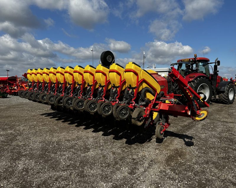 Vaderstad Tempo TPL12 drill