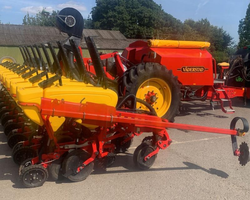 Vaderstad Tempo TPL12 drill