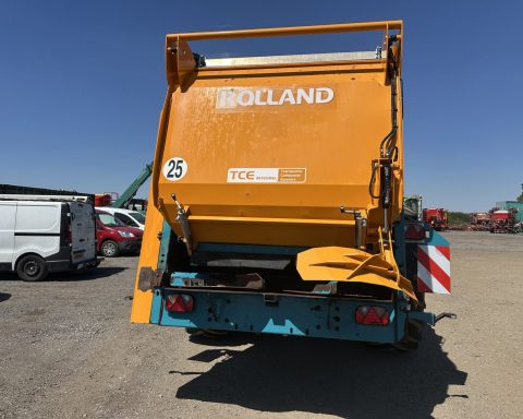Rolland Rollforce 6620 Compost spreader
