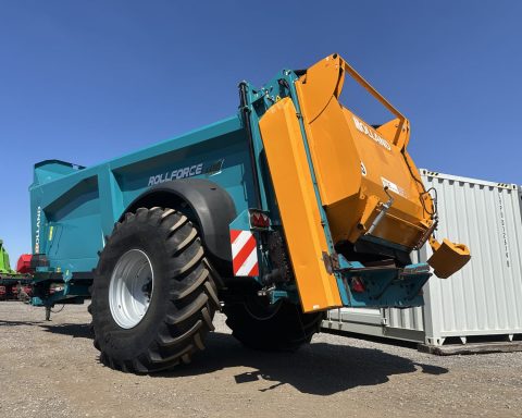 Rolland Rollforce 6620 Compost spreader