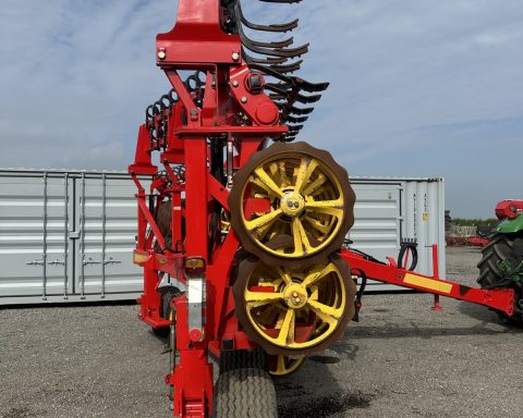 Vaderstad Rexuis Twin RST 630