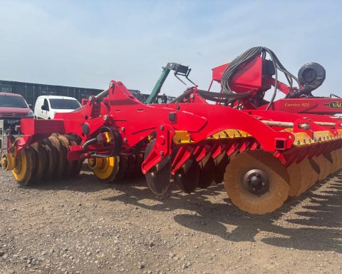 Vaderstad Carrier CR 925 CB + Bio Drill 360.