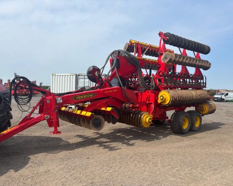 Vaderstad Carrier CR 925 CB + Bio Drill 360.