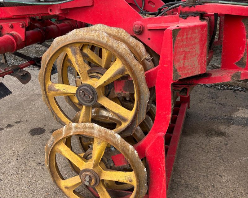 Vaderstad Rexius Twin RST 630 trailed press
