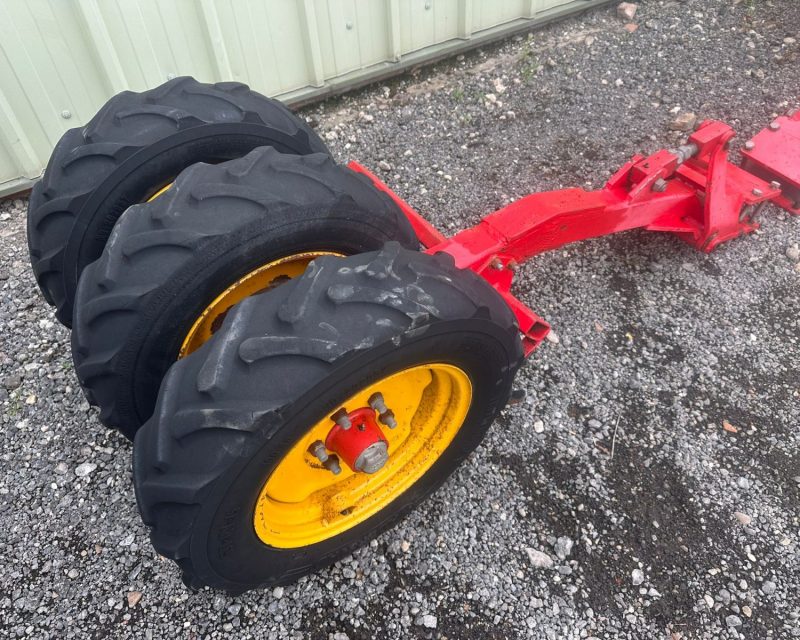 Vaderstad RDA drill wing support wheels