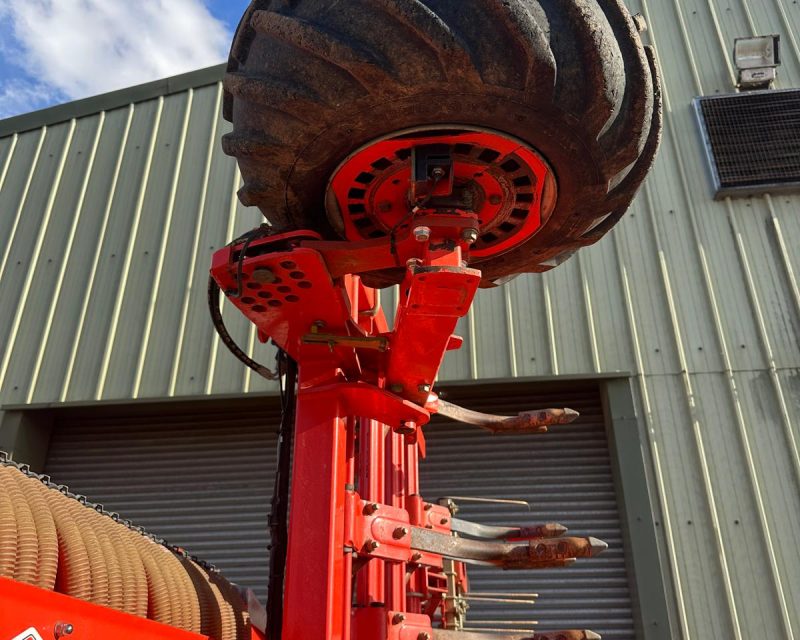 Kuhn Megant 600-40 DTS