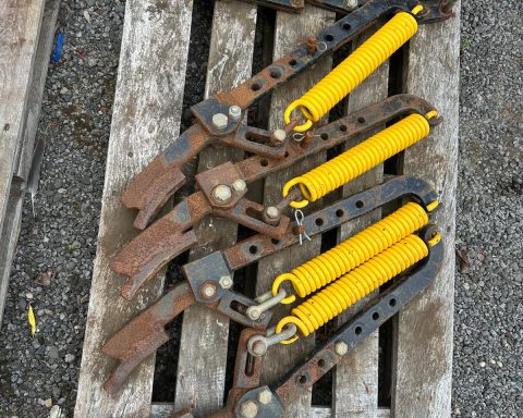 Vaderstad Rapid drill twin track eradicator kit
