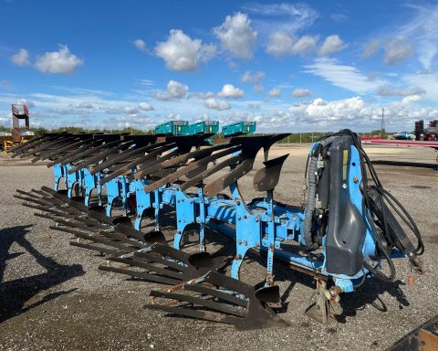 Lemken Vari Transanit 8 7 furrows