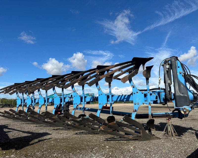 Lemken Vari Transanit 8 7 furrows