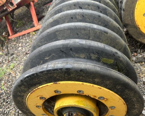 Vaderstad 4m Rubber Packer
