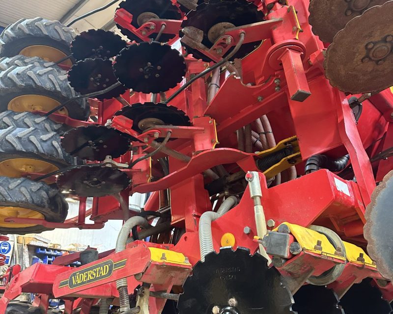 Vaderstad Rapid RDA 600S drill