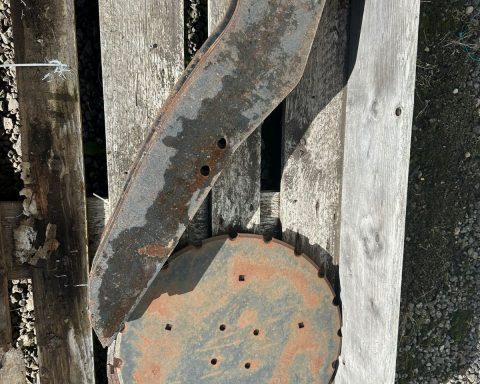 Sumo DTS cultivator legs & discs
