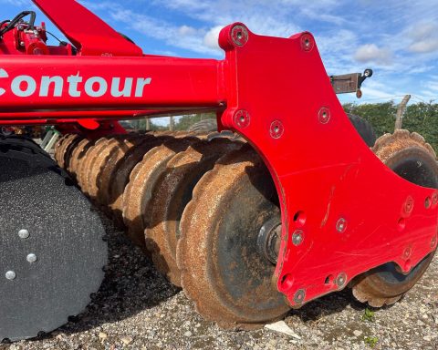 HE-VA 4.5m Hyd Fold Disc Roller Contour