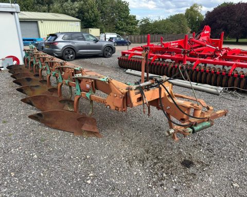 Kverneland BB 100-8 7f plough