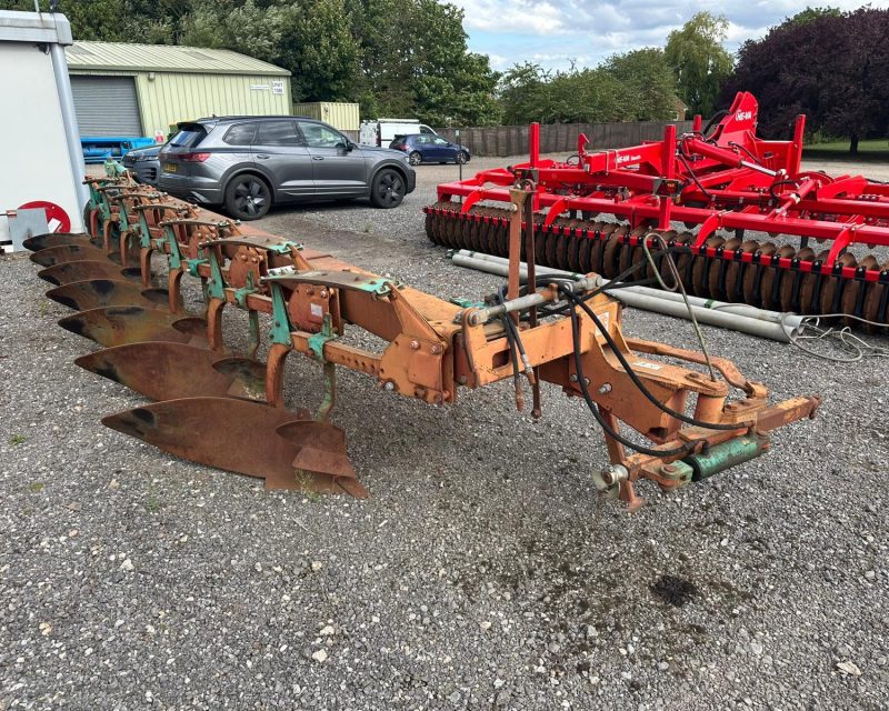 Kverneland BB 100-8 7f plough