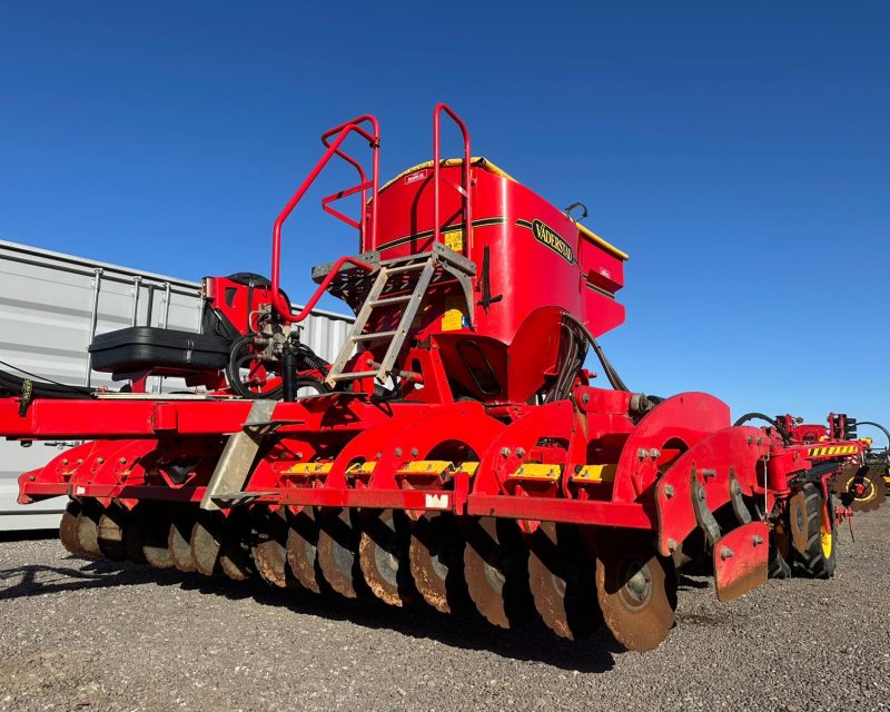 Vaderstad Rapid RDA 400S system Aggressive
