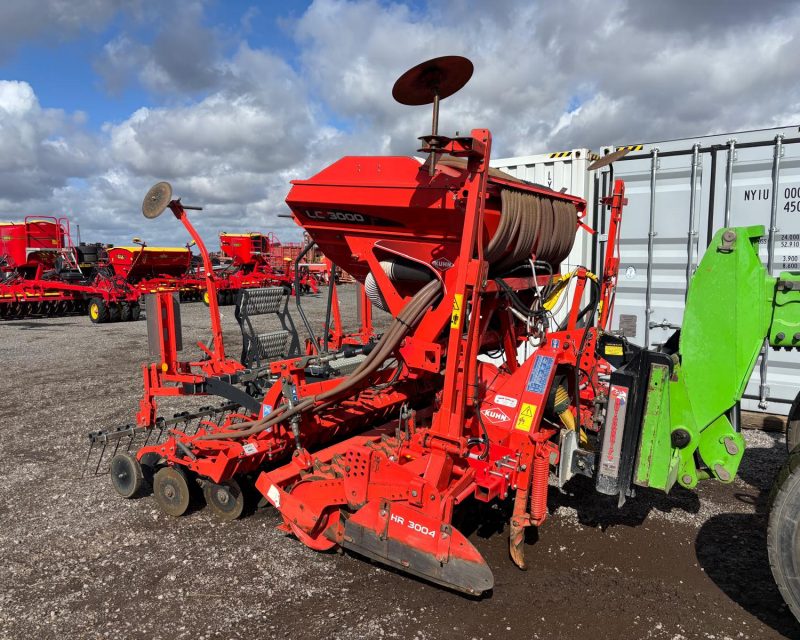 Kuhn 3m combination power harrow / drill