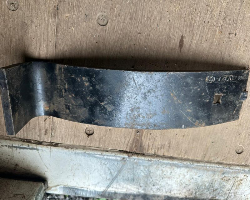 Vaderstad Genuine 80mm wear guide to fit Cultus cultivator – Part No 461309