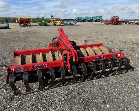 Sumo 3m front press