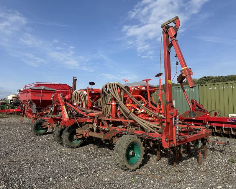 KVERNELAND ACCORD TS TINES 6m & DF2