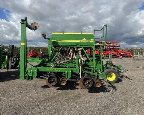 John Deere 750A ProSeries Opener 6m