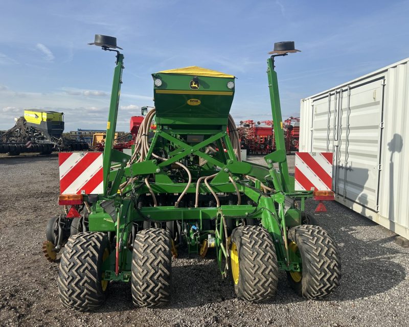 John deere 750A 4m ProSeries Opener