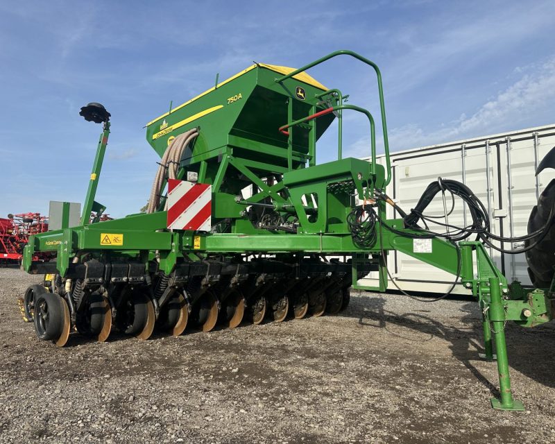 John deere 750A 4m ProSeries Opener