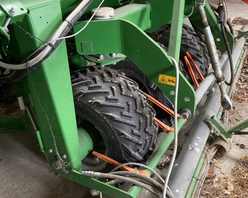 Amazone KG 4001-2 & Avant Profi 4m