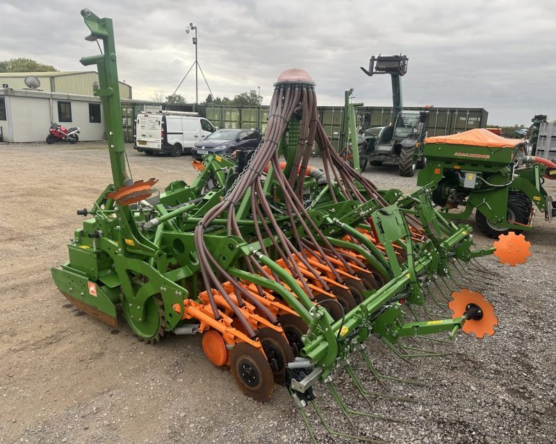 Amazone KG 4001-2 & Avant Profi 4m
