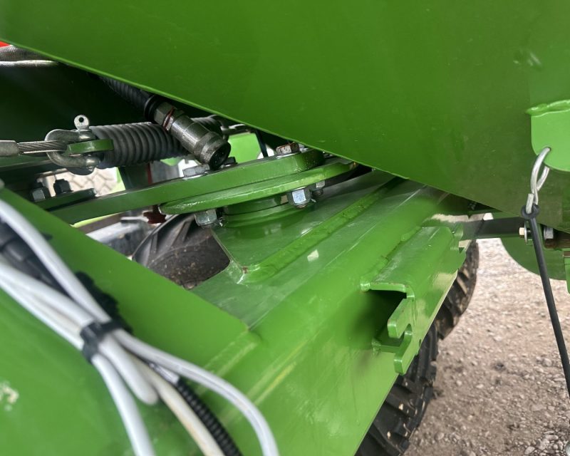 Amazone KG 4001-2 & Avant Profi 4m
