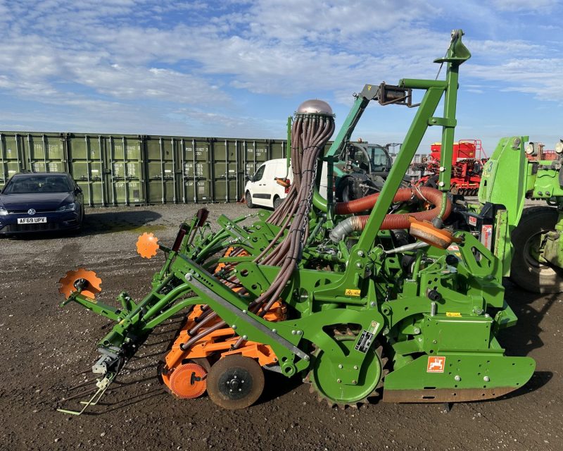 Amazone KG 4001-2 & Avant Profi 4m