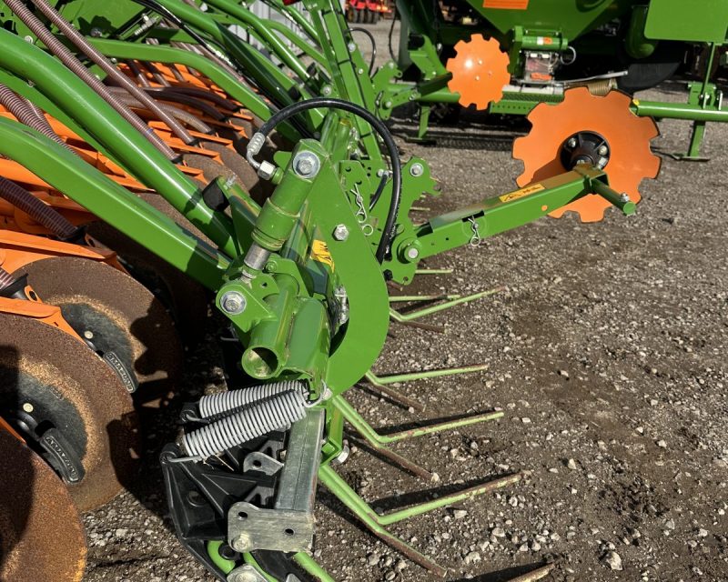 Amazone KG 4001-2 & Avant Profi 4m