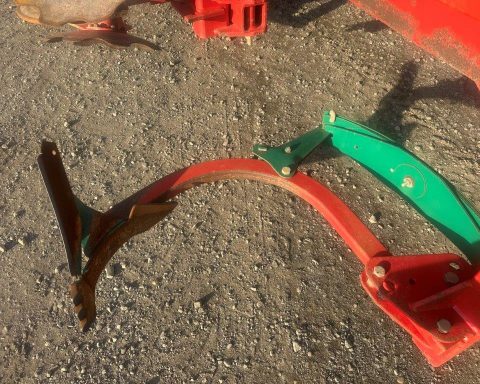 Kverneland CLD 380 cultivator