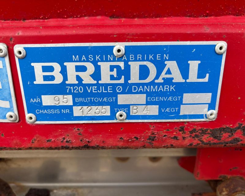 Bredal B4 Fertiliser spreader