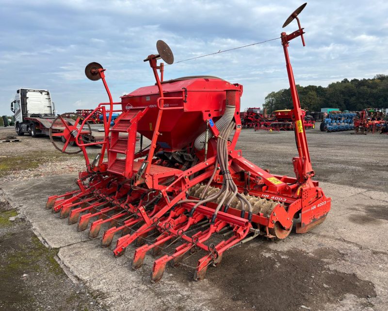 Kuhn 4m Power harrow / drill combination