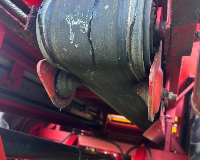 Bredal B4 Fertiliser spreader