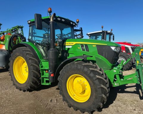 John Deere 6R 155 4wd Tractor