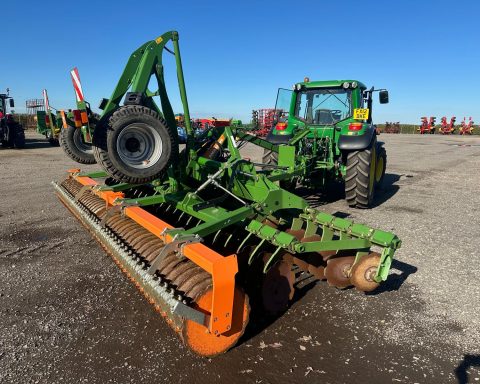 Amazone 6002-2TS Catros Cultivator