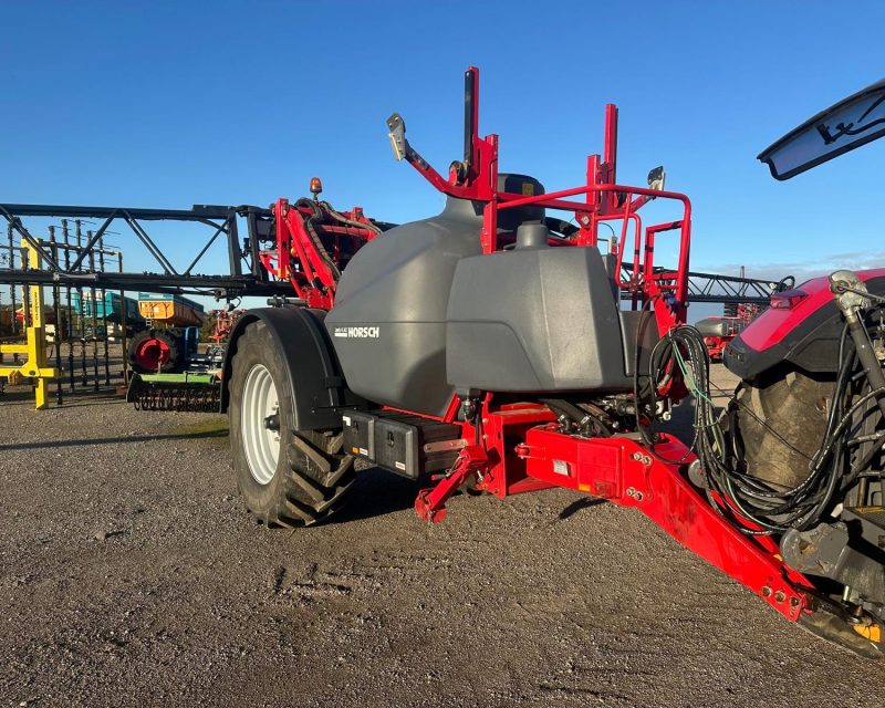 Horsch Leeb 4AX Trailed Sprayer