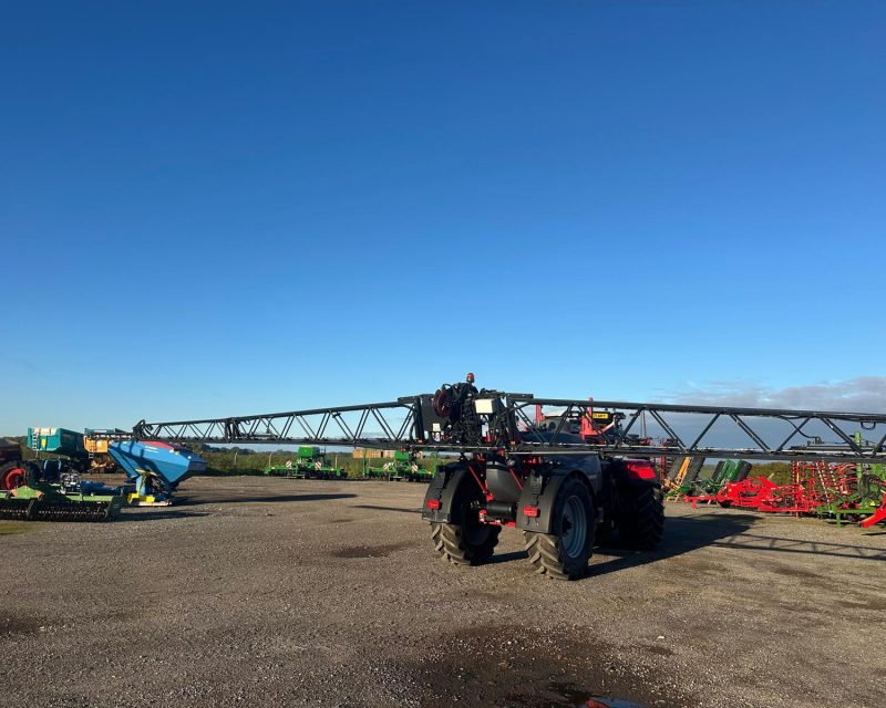 Horsch Leeb 4AX Trailed Sprayer