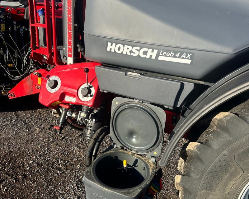 Horsch Leeb 4AX Trailed Sprayer