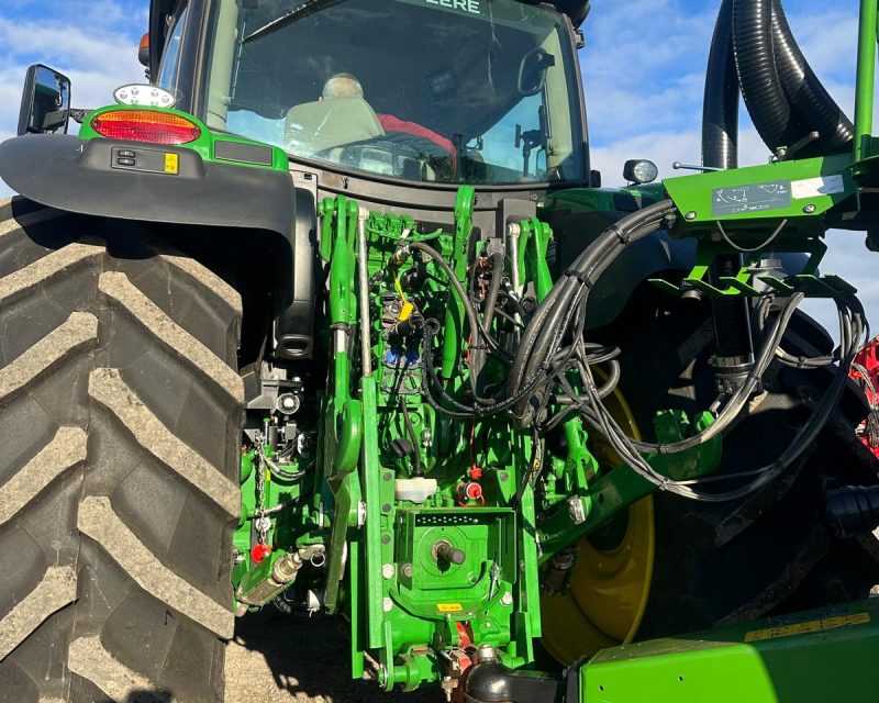 Amazone UX4201 Super Trailed Sprayer